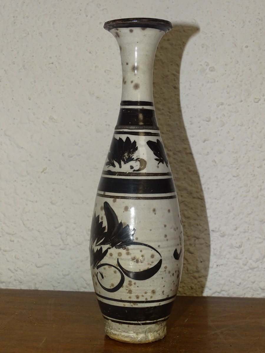 T'zu Chou Vase en grès. Chine. dynastie Song du Sud. XIIIe siècle. Céramique