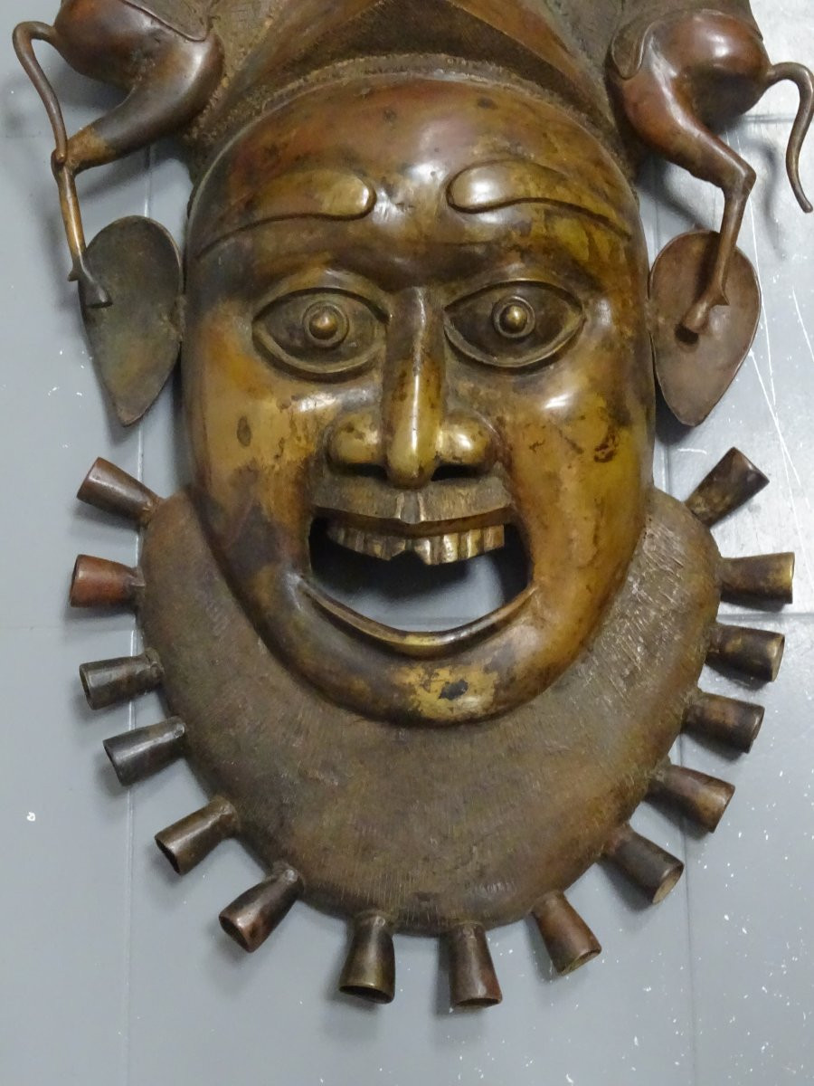 Grand masque Bamoun en bronze, cameroun, 87 cm-photo-4