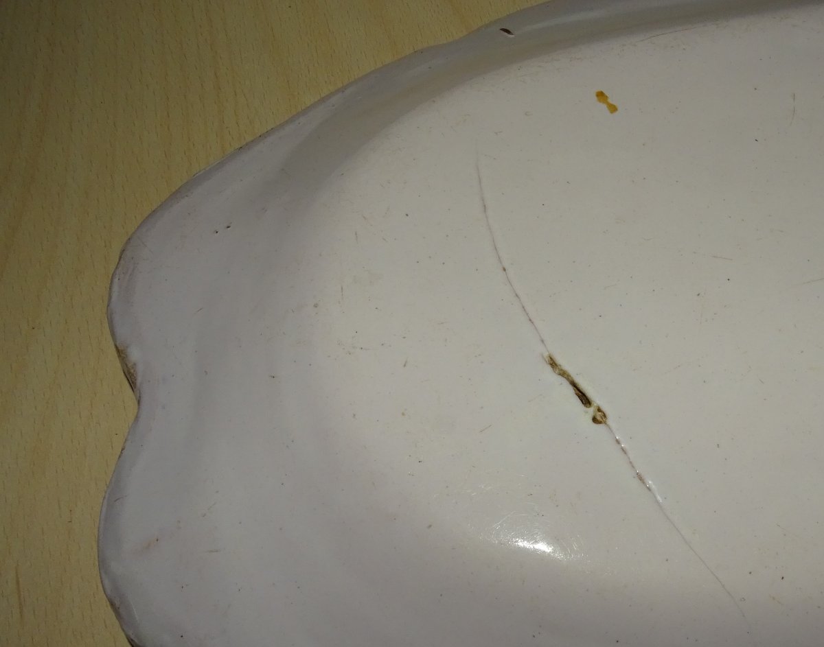 Plat blanc en faïence de MOUSTIERS ou VARAGES XVIIIeme-photo-3