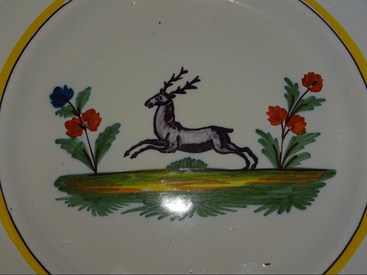 Assiette en faïence d'épinal ou Waly, début XIXème siècle représentant un cerf-photo-3