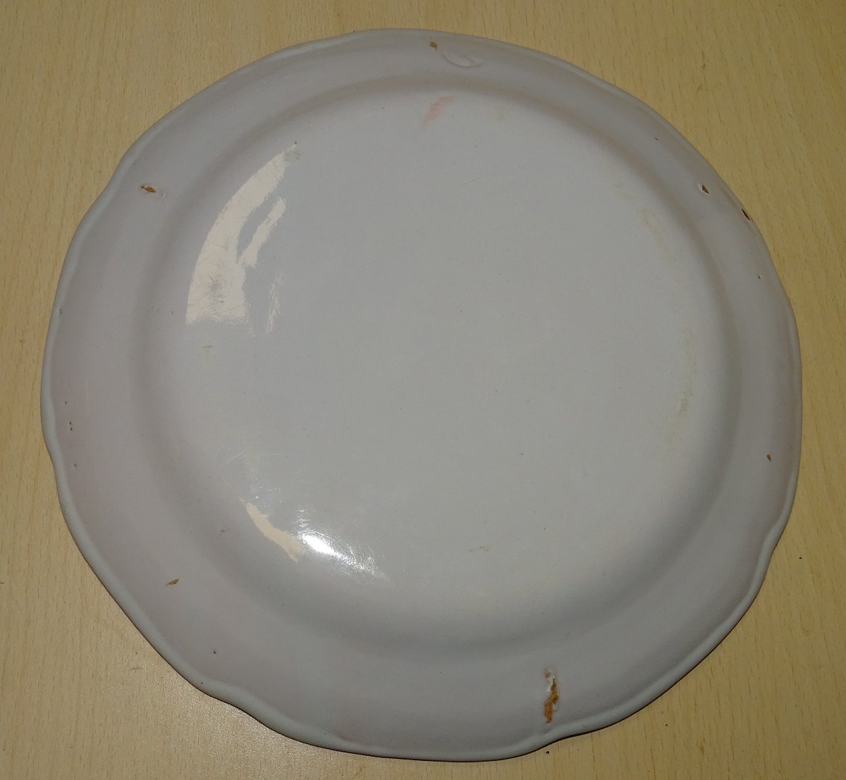 LES ISLETTES : Assiette à décor de trois fleurs de lys et couronne royale, XIXème-photo-2