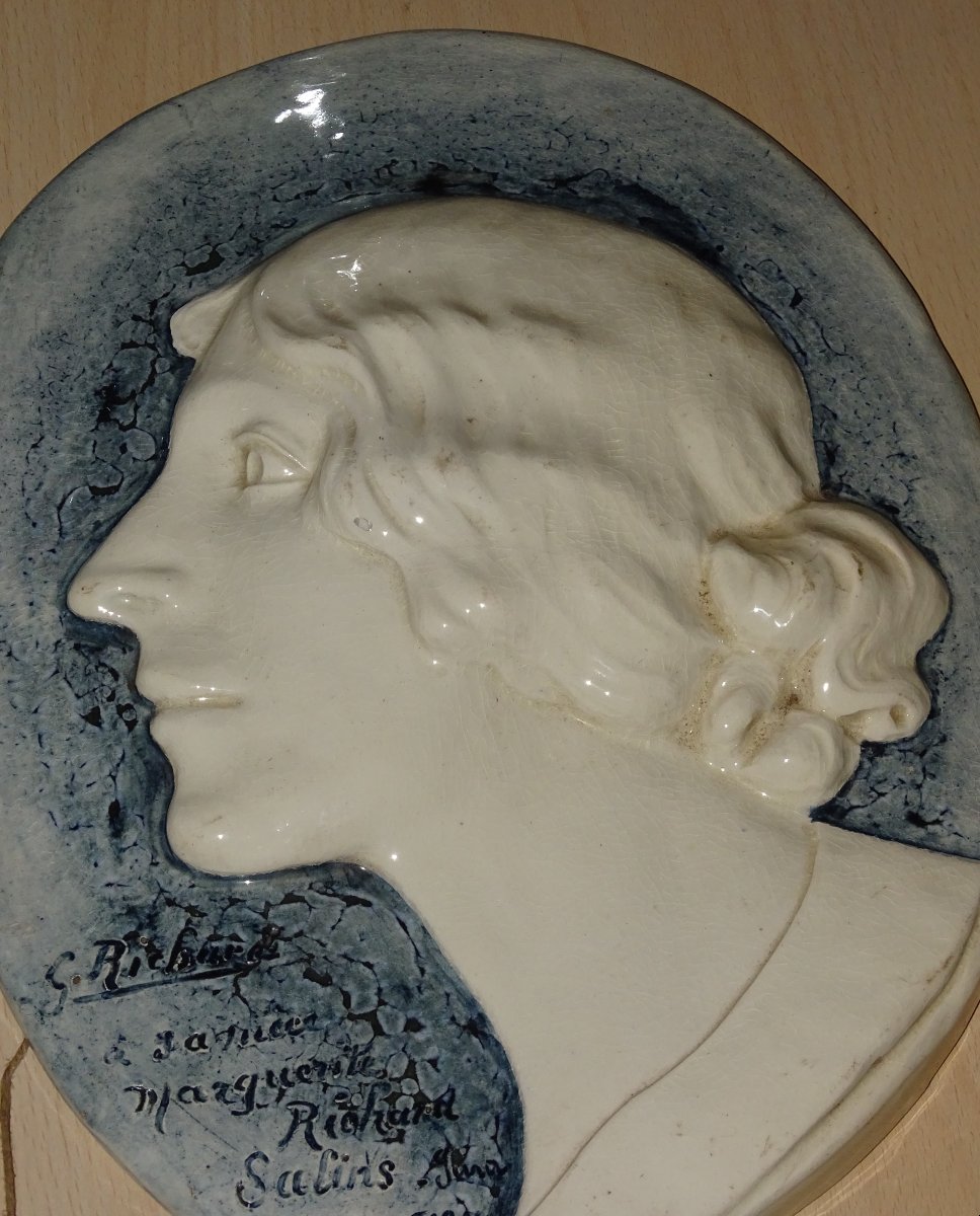 plaque signée G.RICHARD en faience émaillée avec dédicace, datée 1914-photo-3