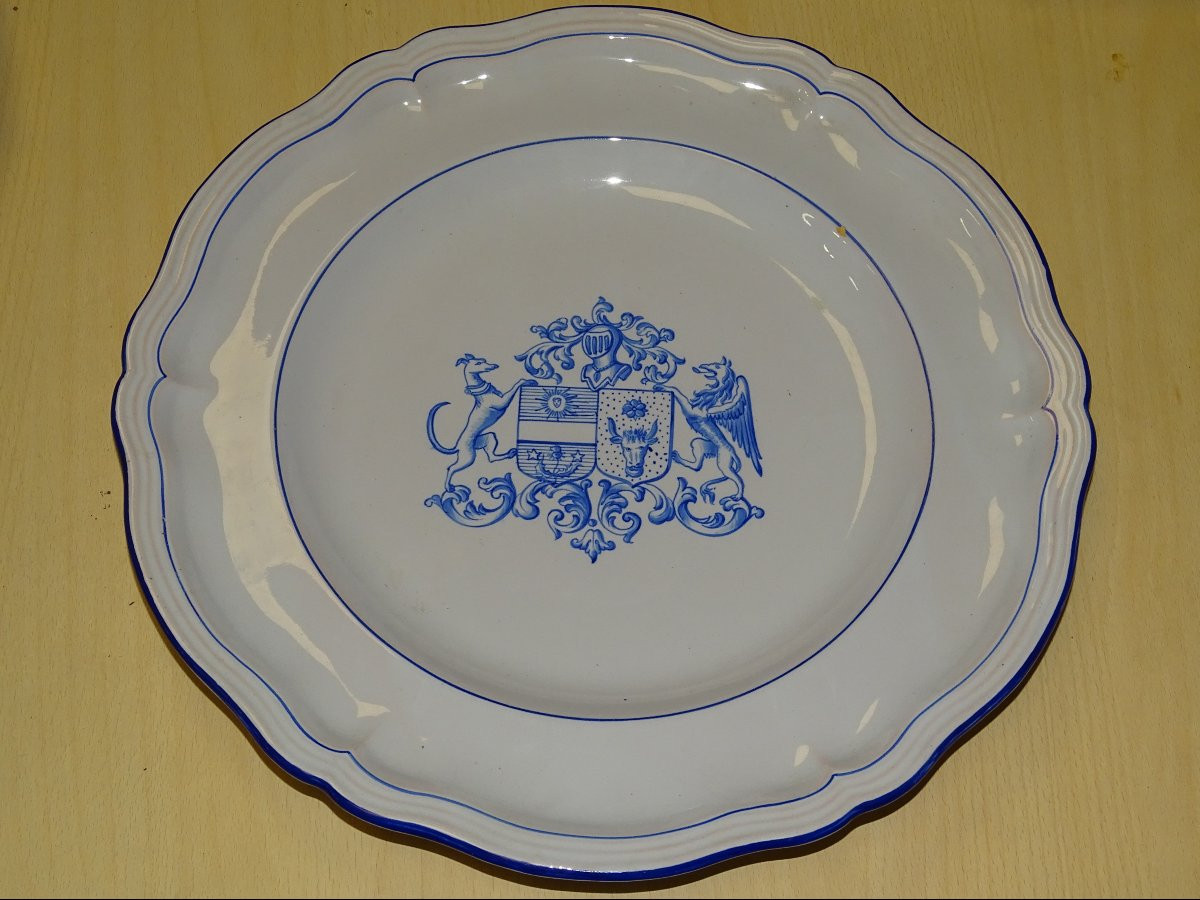 Emile Gallé, Suite Of 3 Earthenware Dishes With Coat Of Arms, 32.5 Cm-photo-2