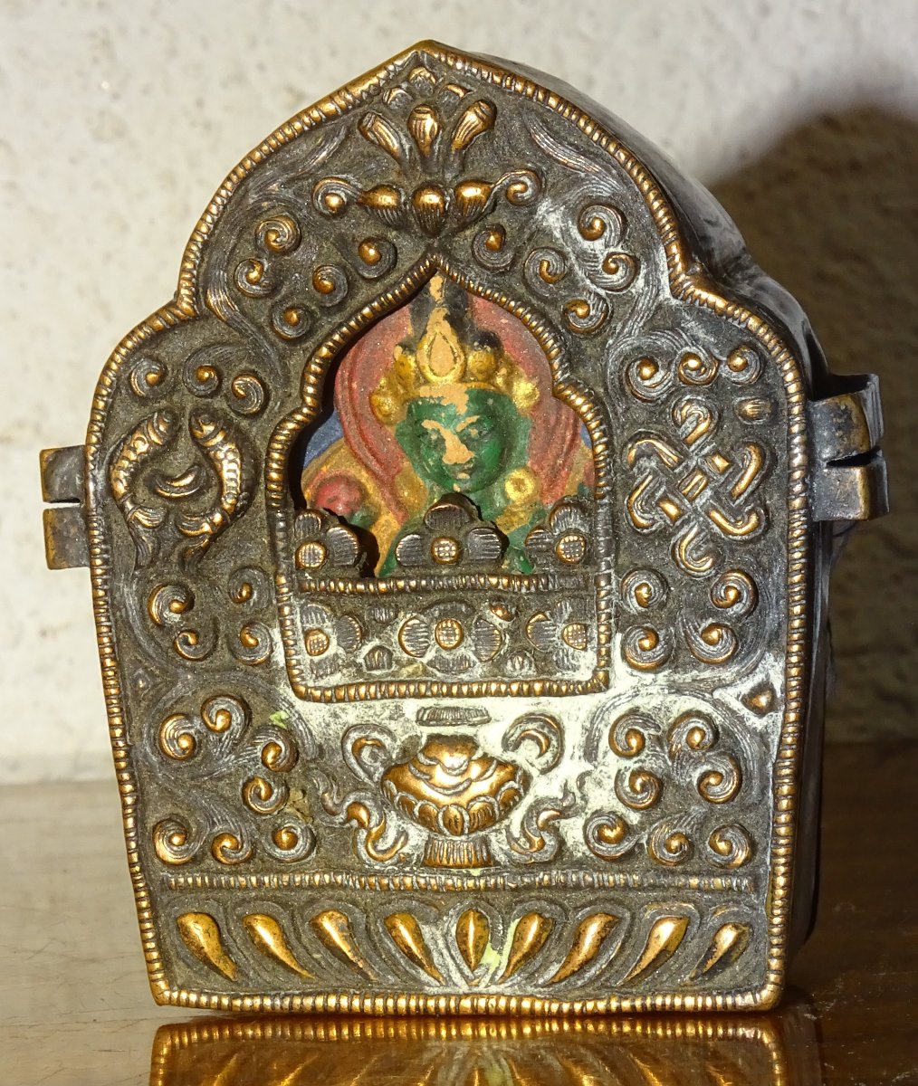 Ancient Tibetan Ghau Reliquary - Tsa-tsa Bhairava-photo-1
