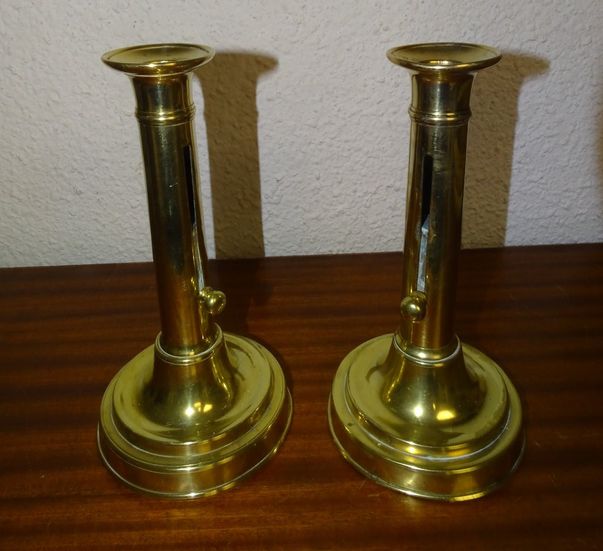 Ancienne Paire De Bougeoirs à Poussoir en Laiton XIXème-photo-2