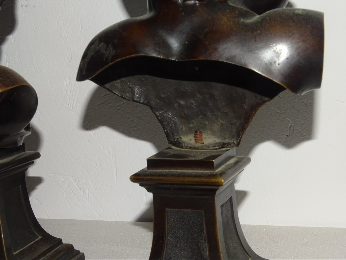 François Flamand DEUX BUSTES D'AMOUR SUR SOCLES bronze, patine brune -photo-4