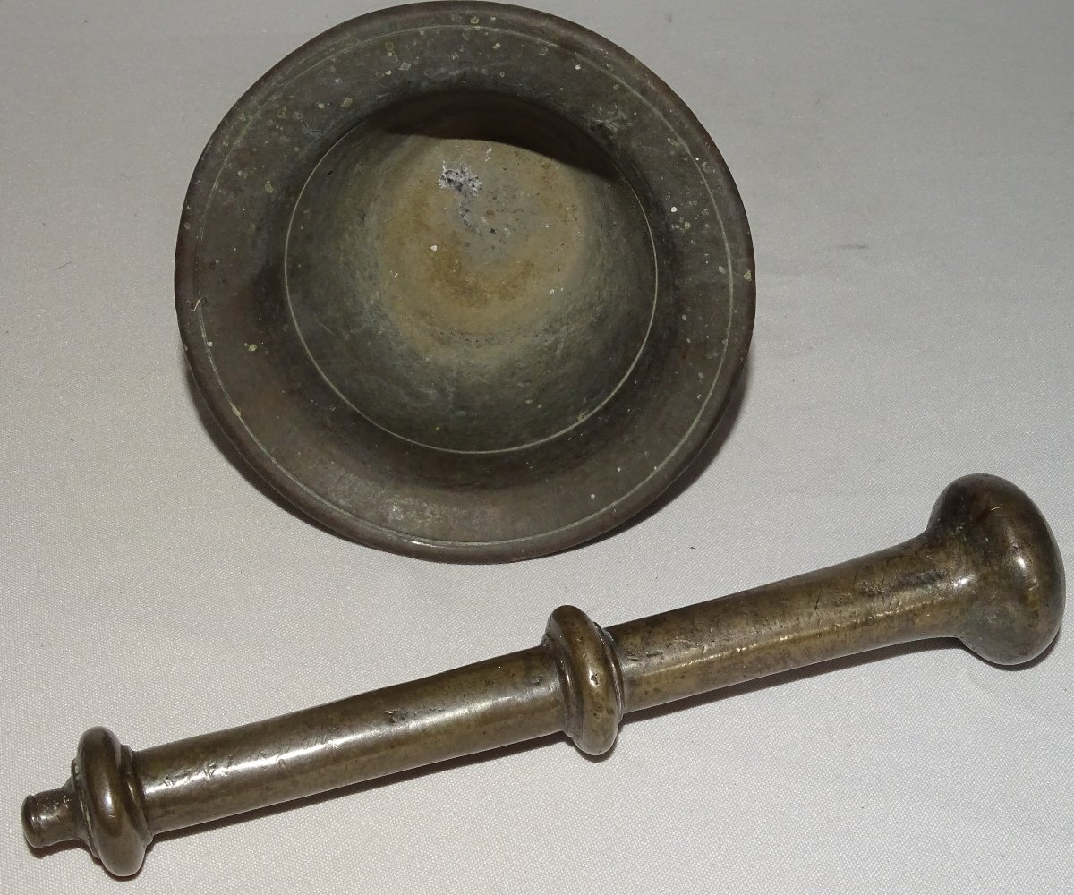 Antique Bronze Apothecary's Mortier Or Pilon From The 17th Or 18th Century-photo-3