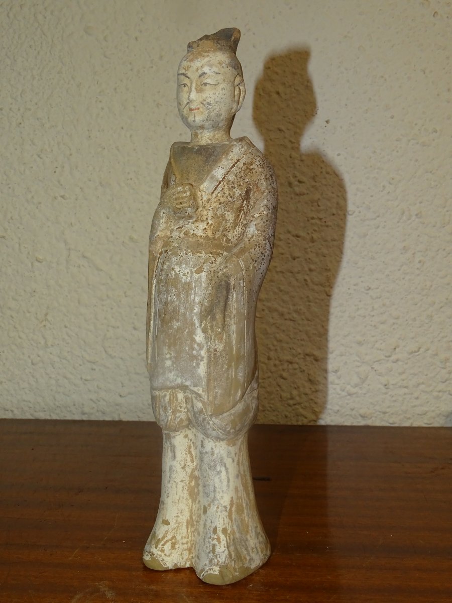 Statuette en céramique émaillée d'un homme, dynastie Tang, VIIIe siècle-photo-2