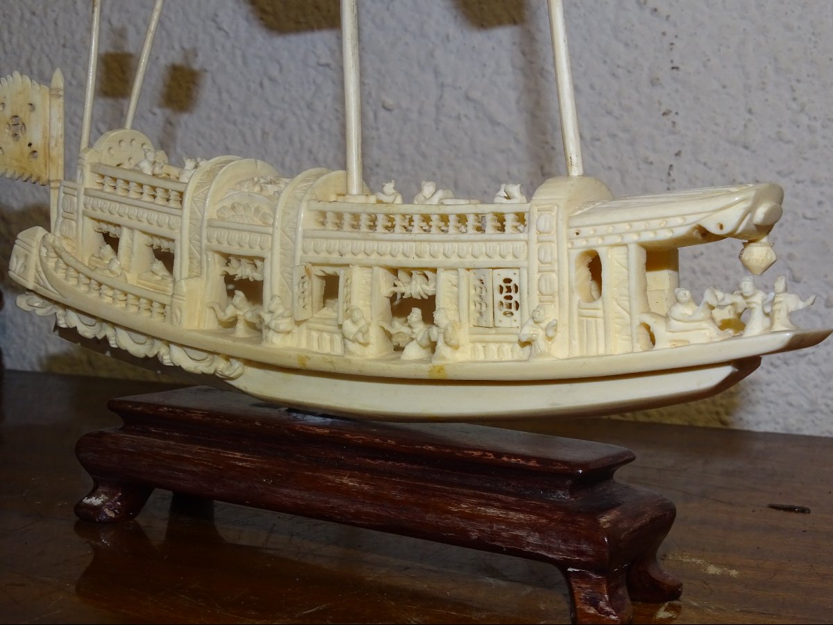 Imperial Junk Made Of Carved Ivory – Canton, Late 19th Century-photo-4