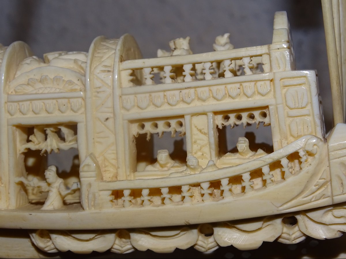 Imperial Junk Made Of Carved Ivory – Canton, Late 19th Century-photo-4