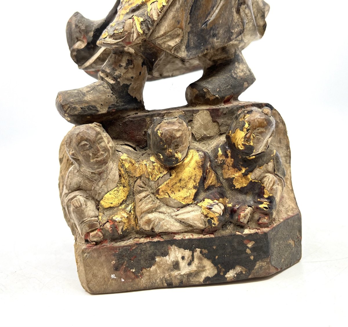 China. Wooden Warrior Figurine, Standing On A Base Carved With Three Children, 19th Century-photo-3