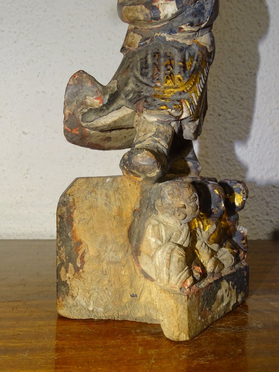 China. Wooden Warrior Figurine, Standing On A Base Carved With Three Children, 19th Century-photo-2