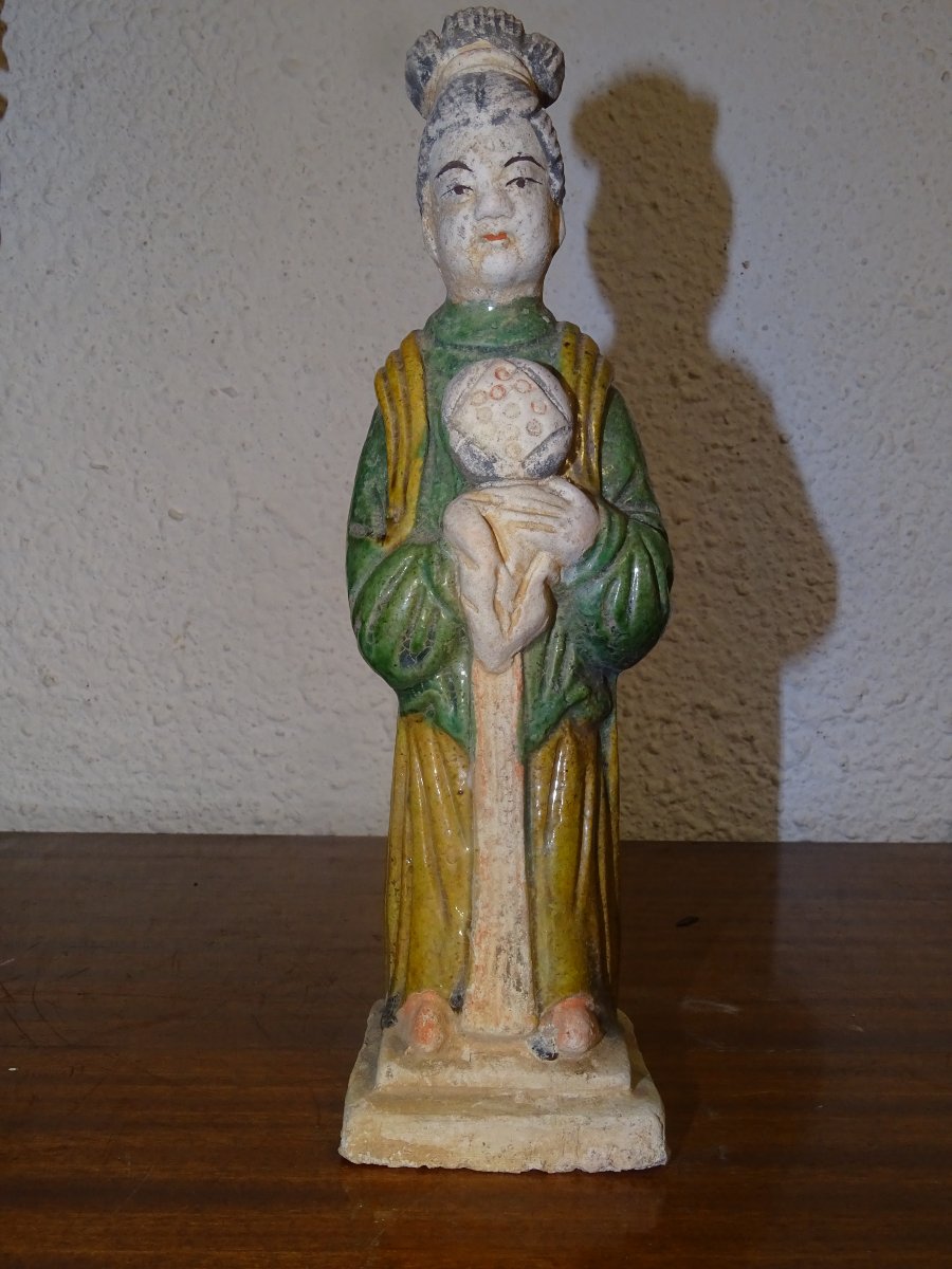 Statuette Chinoise En Terre Cuite Polychrome, dame de cour, Dynastie Tang-photo-2