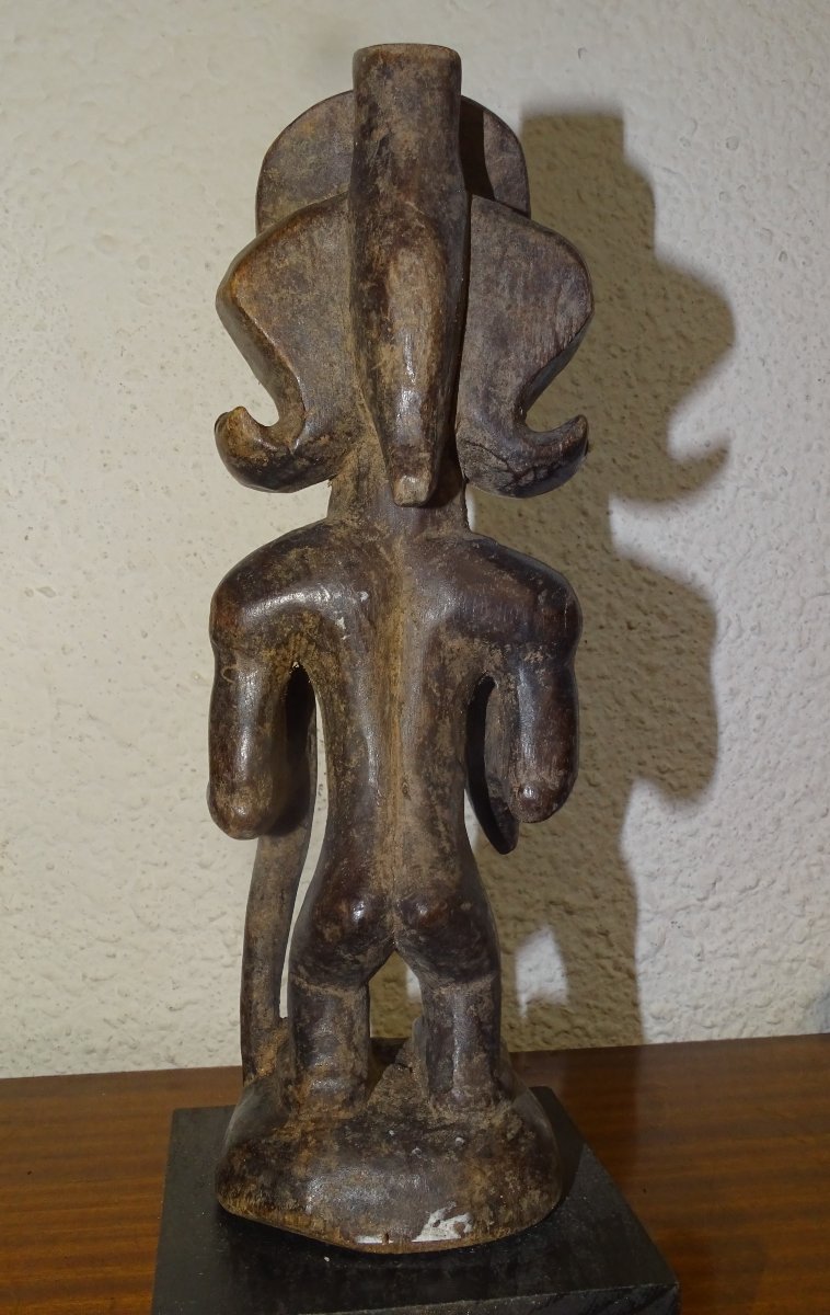 Statue Of A Chief - Chokwe / Tshokwe, Collection Of Dr. Jean Redor.-photo-1