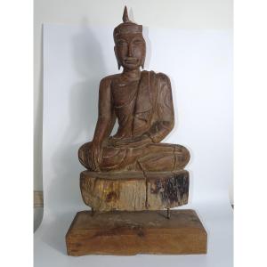 Large Old Wooden Temple Buddha From The 18th Century
