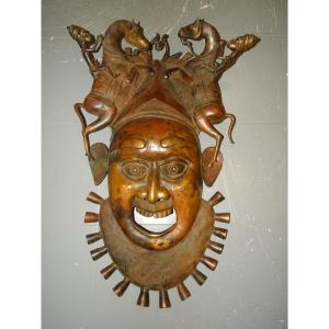 Grand masque Bamoun en bronze, cameroun, 87 cm