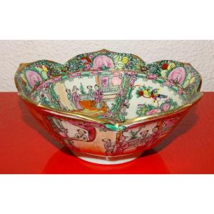 Important Cantonese Porcelain Bowl, Known As Famille Rose, Qianlong Emperor