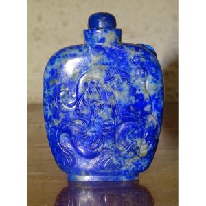 Tabatière ou FLACON À TABAC EN SODALITE BLEUE CHINOISE , XIXe Siècle
