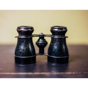 Beautiful Small Old Pair Of Theater Binoculars Very Early 20th Century