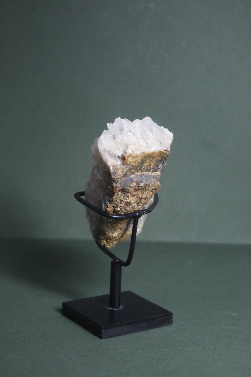 Quartz Crystal On A Custom Mount-photo-1