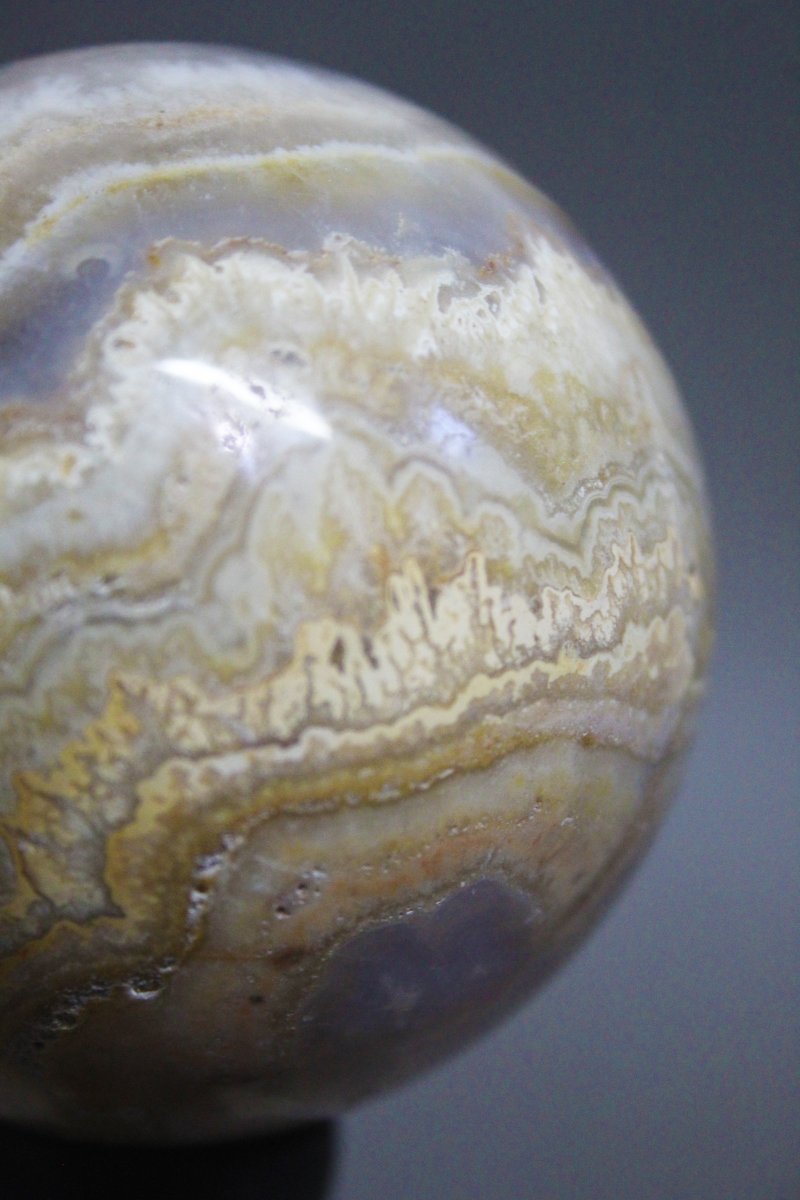 Ensemble de trois sphères en agate sur socles personnalisés-photo-3