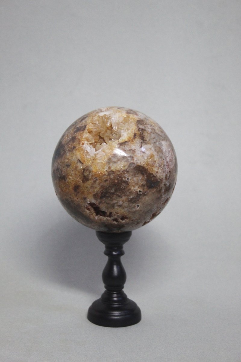 Sphère de quartz sur socle personnalisé