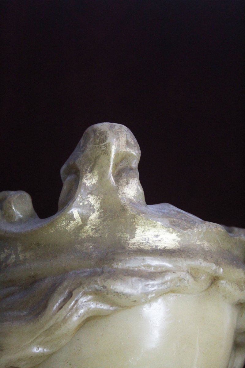 Bust Of The Crowned Virgin Mary In Beeswax – France, Early 19th Century-photo-3