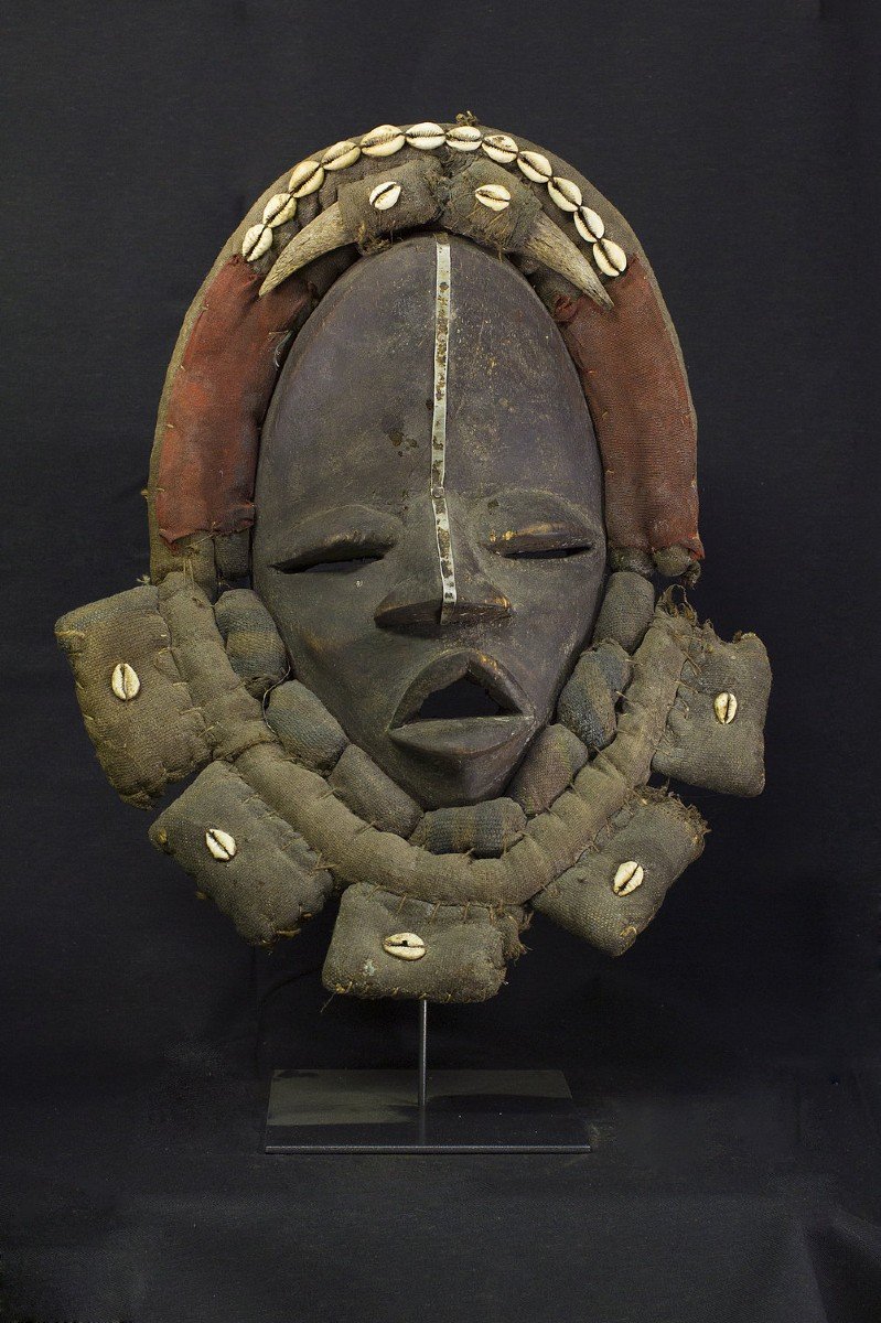Masque Africain de la tribu Dan, certificat de datation du bois