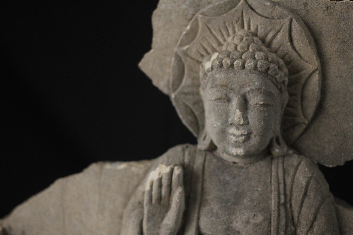 Bouddha Dans Le Lotus Barre-relief.-photo-2