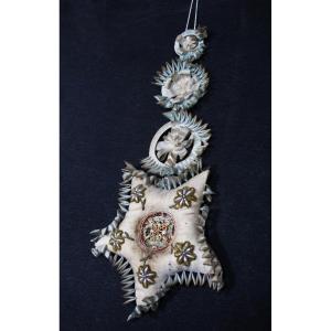Multiple Relic Holder With Paperoles, 19th Century