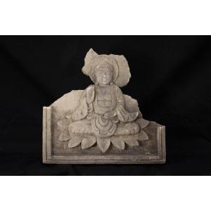 Bouddha Dans Le Lotus Barre-relief.