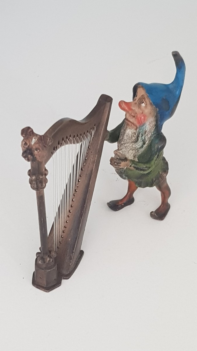 Vienna Bronze: Harpist Elf