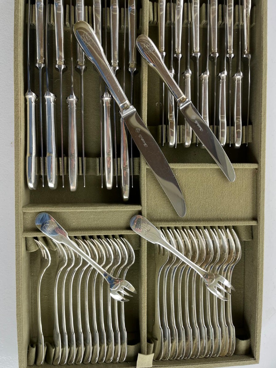 Ménagère Christofle , modèle Cluny, 142 pièces-photo-2