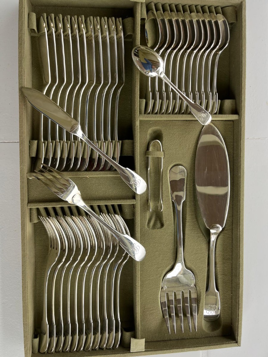 Ménagère Christofle , modèle Cluny, 142 pièces-photo-3