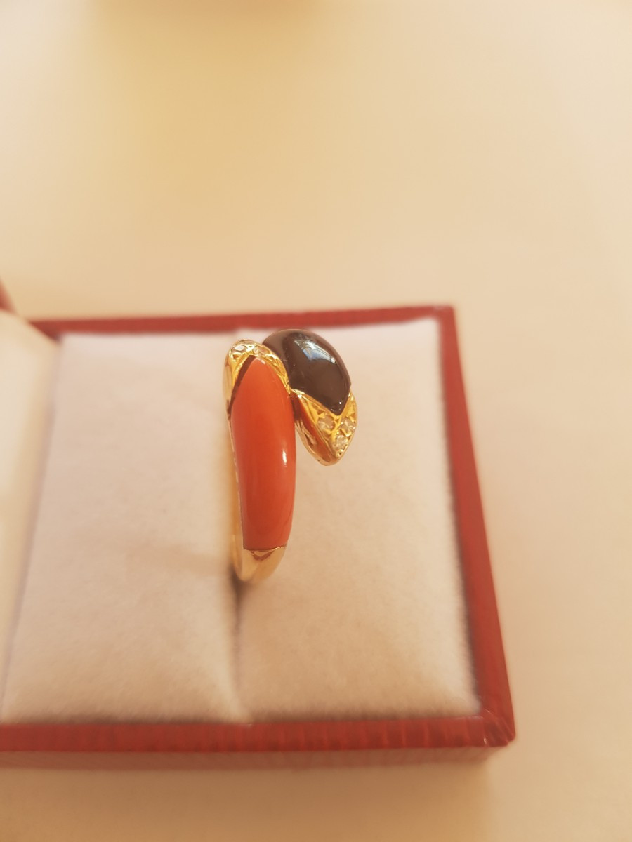 Bague or-diamants-corail- émail-photo-2