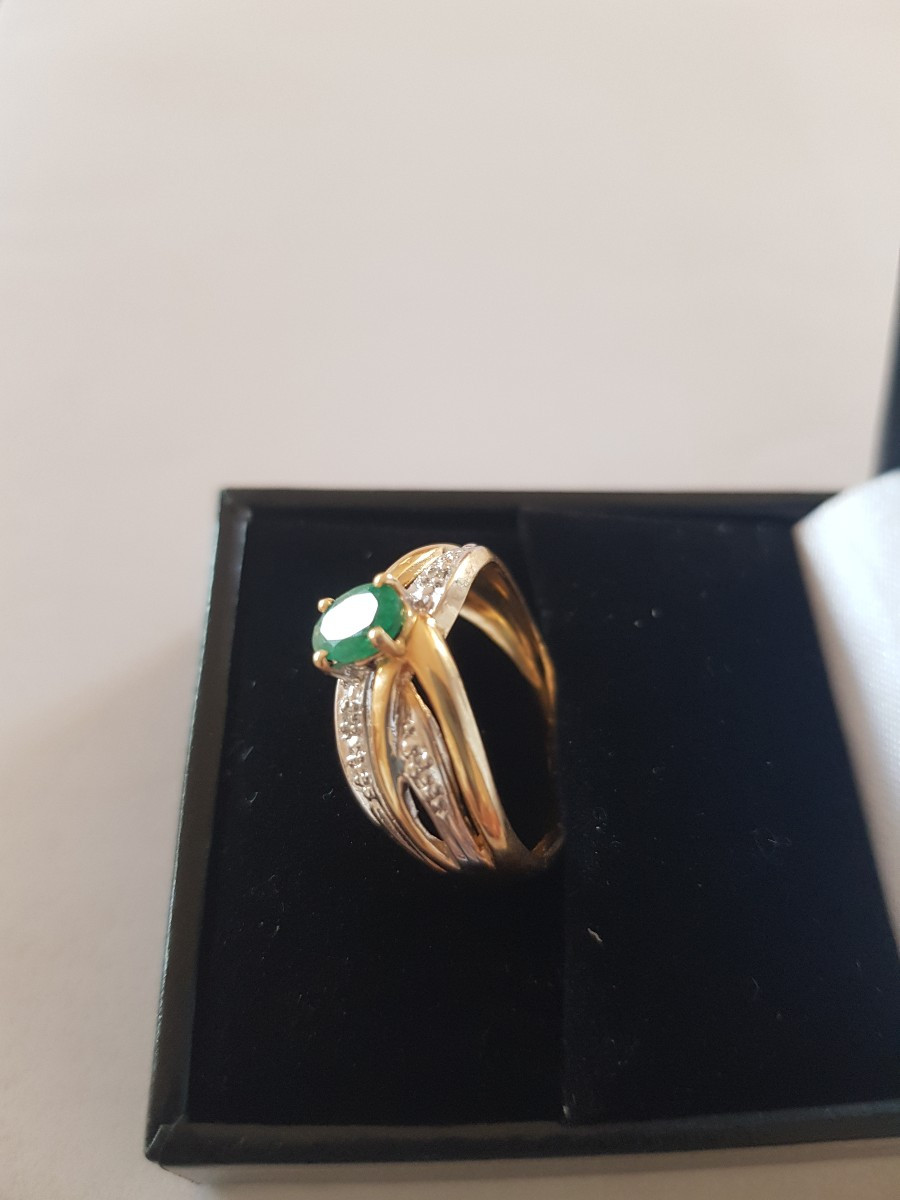 Gold, Emerald, And Diamond Ring-photo-3