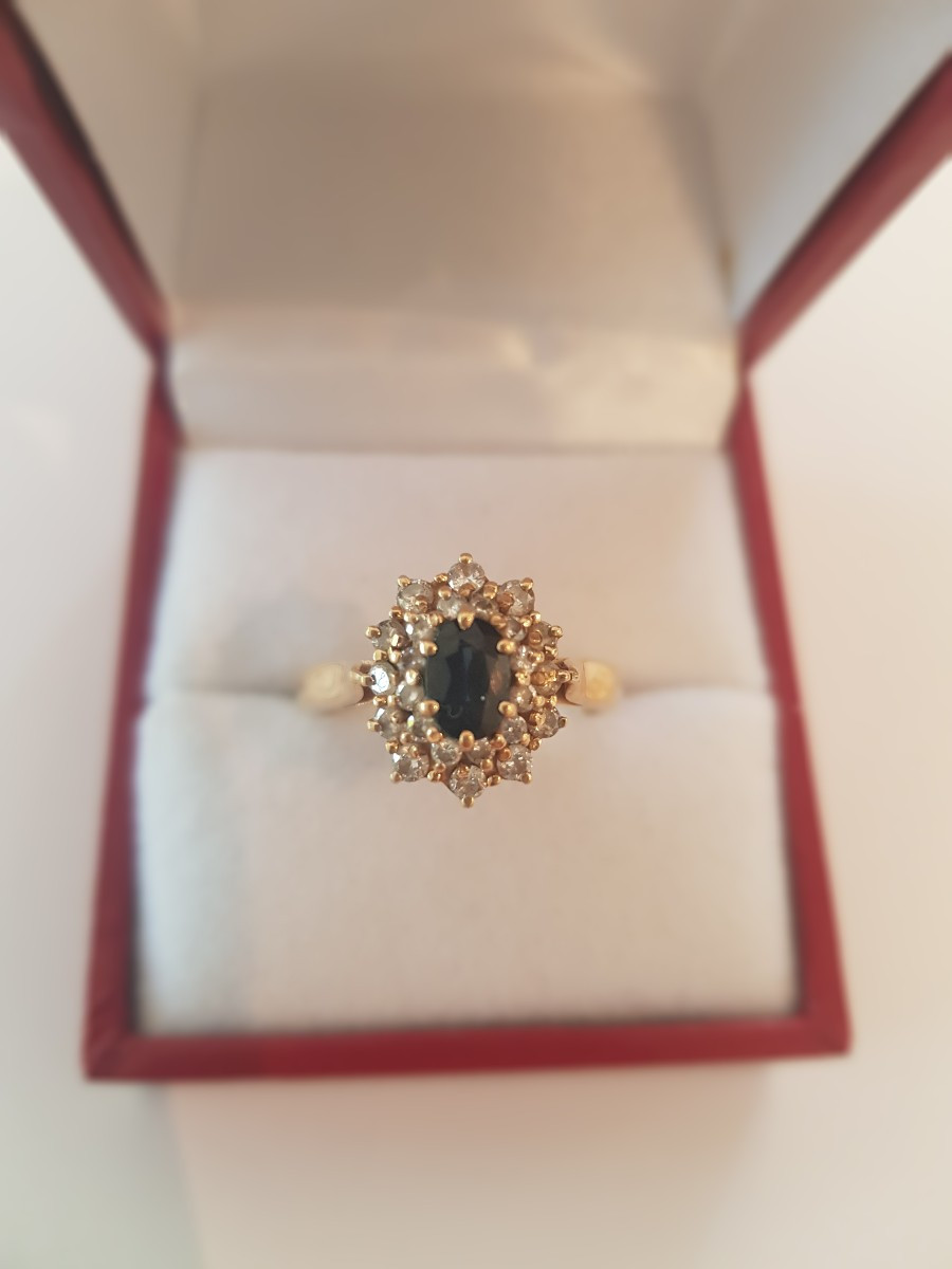 Bague or-saphir- diamants-photo-1