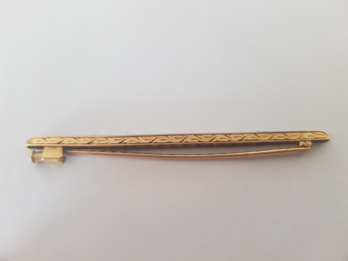 Gold-diamond Brooch-photo-1