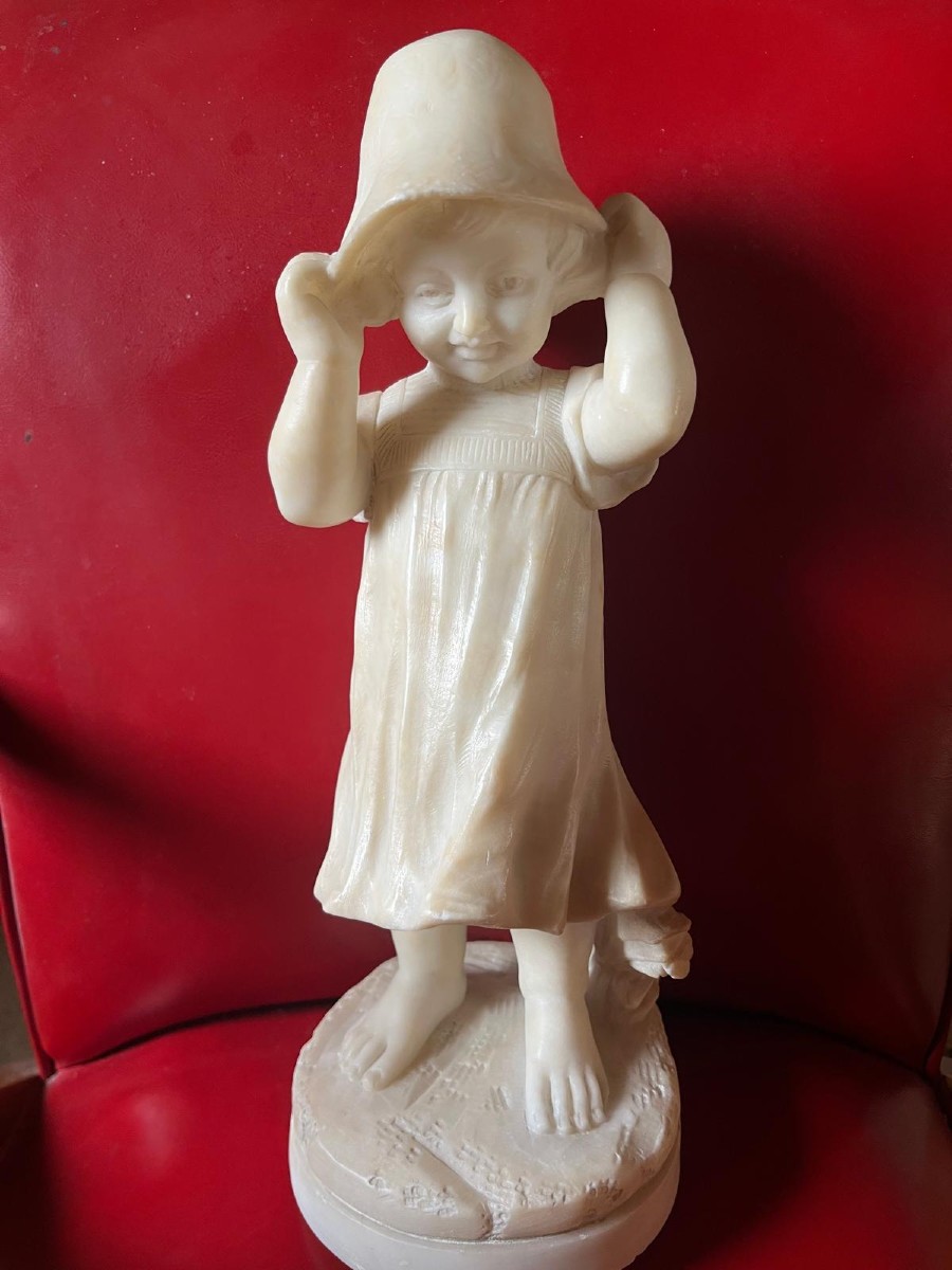 Sculpture albâtre " Petite fille au chapeau-photo-2