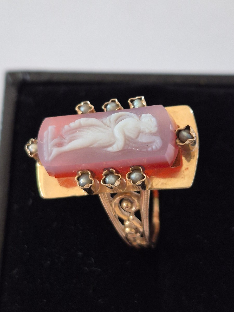Gold-cameo Ring-photo-3