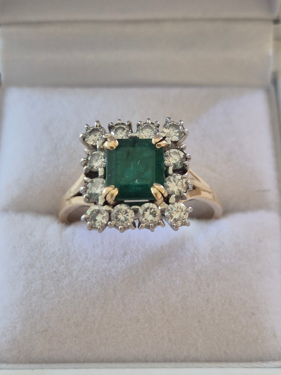 Gold-emerald-diamond Ring-photo-4