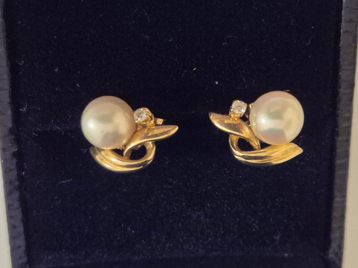 Gold-diamond Earrings-photo-2