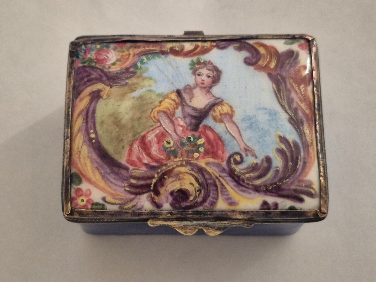 Boîte anglaise émaillée XVIIIème