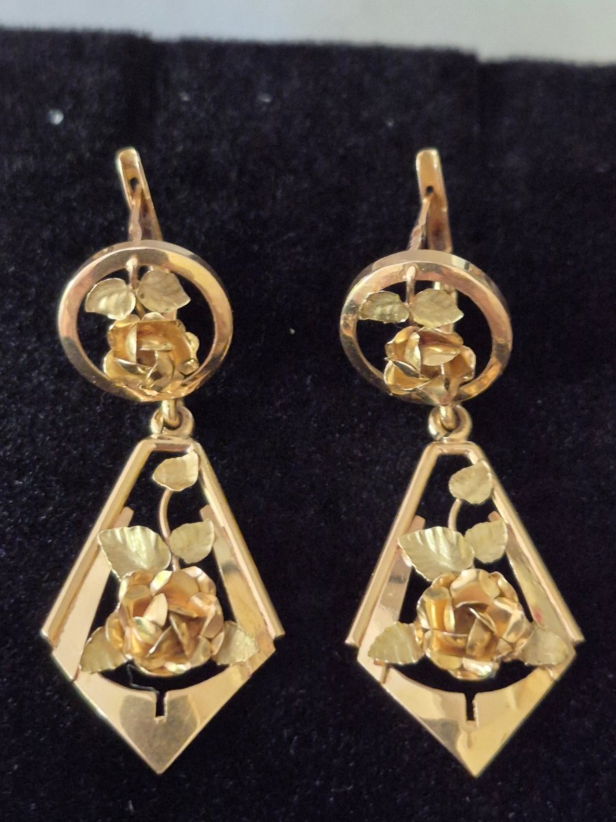 Pendants d'oreilles Art déco en or