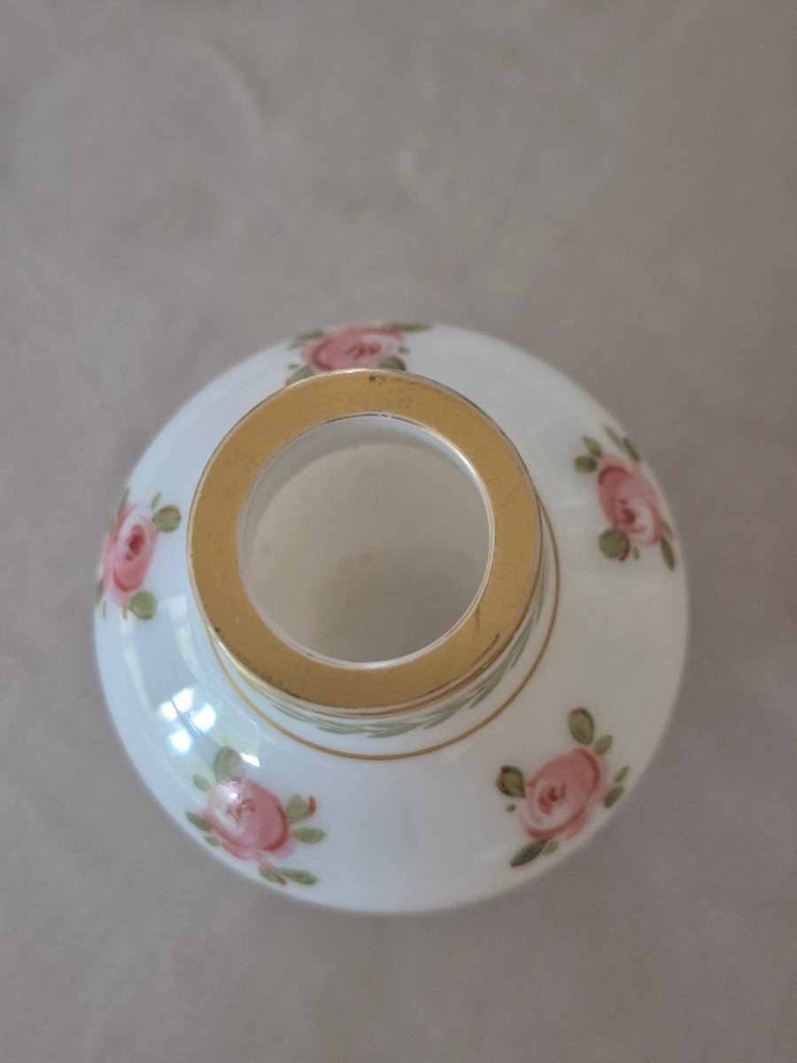 Baccarat Opaline Vase-photo-3