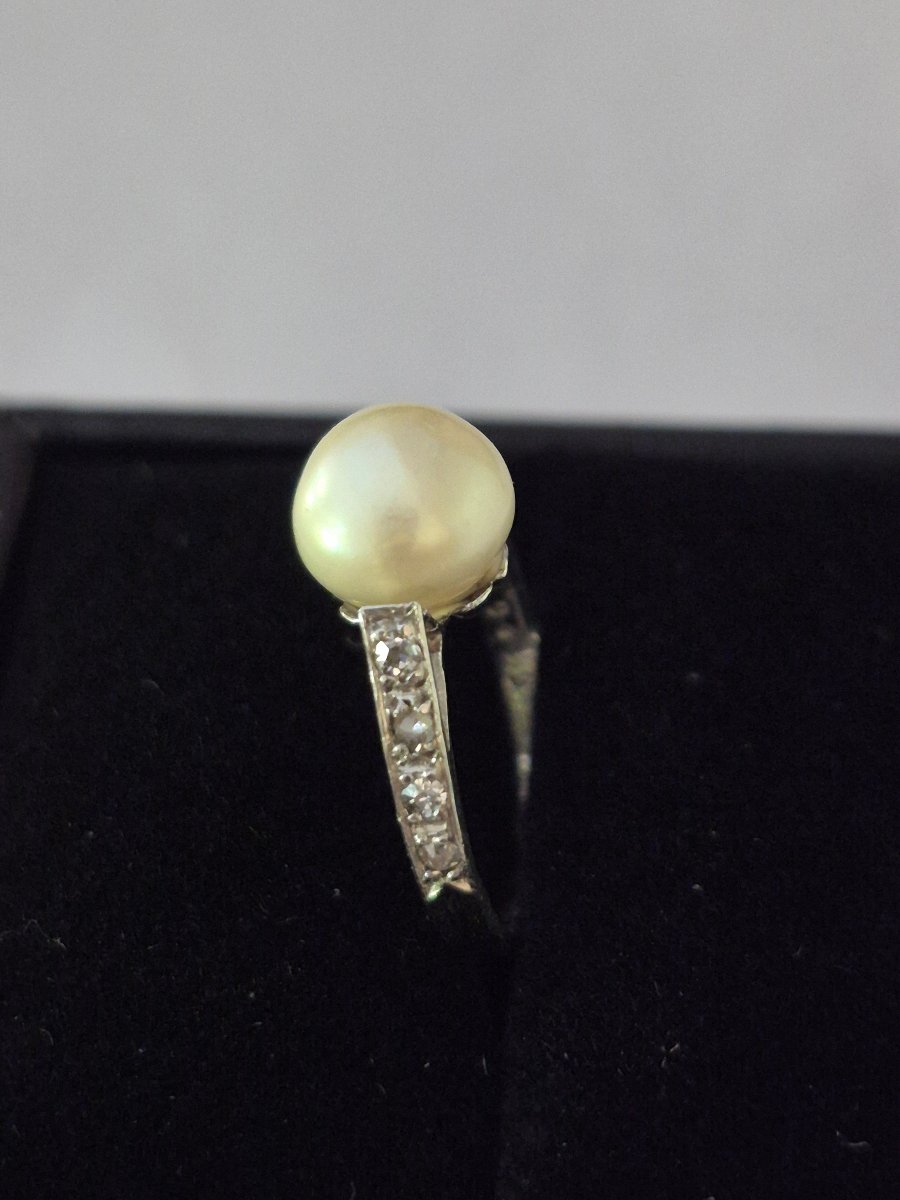 Platinum, Pearl, And Diamond Ring-photo-2