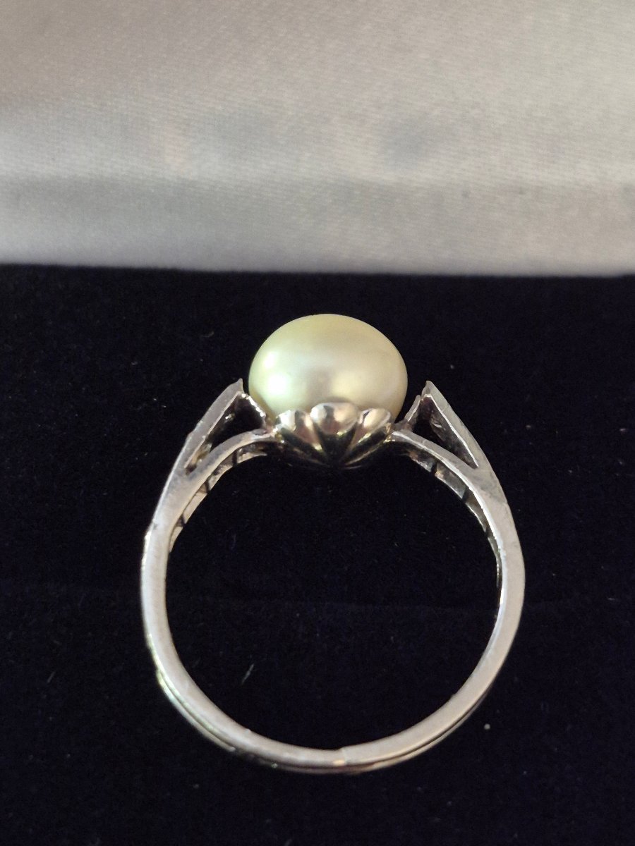 Platinum, Pearl, And Diamond Ring-photo-4
