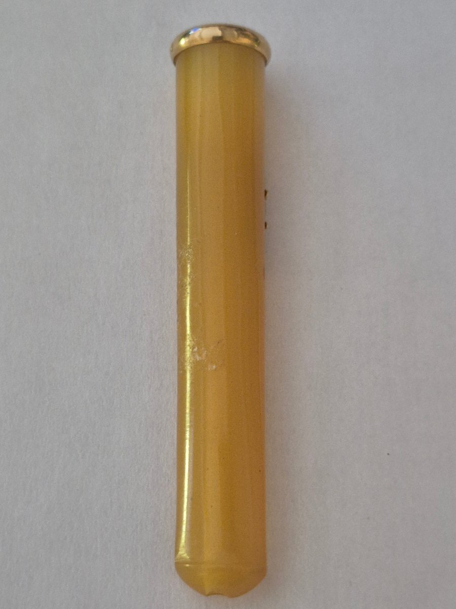 Amber-gold Cigarette Holder-photo-3