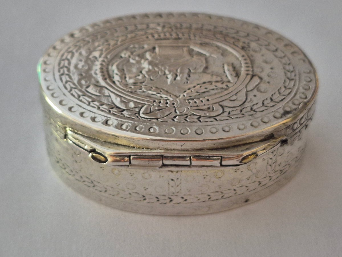 Silver Oval Box-photo-2