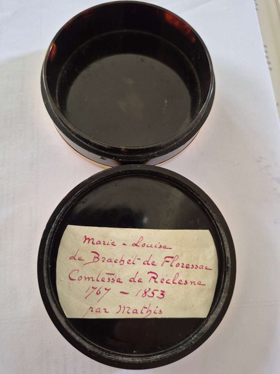 18th-century Tortoiseshell And Fine Gold Box-photo-2